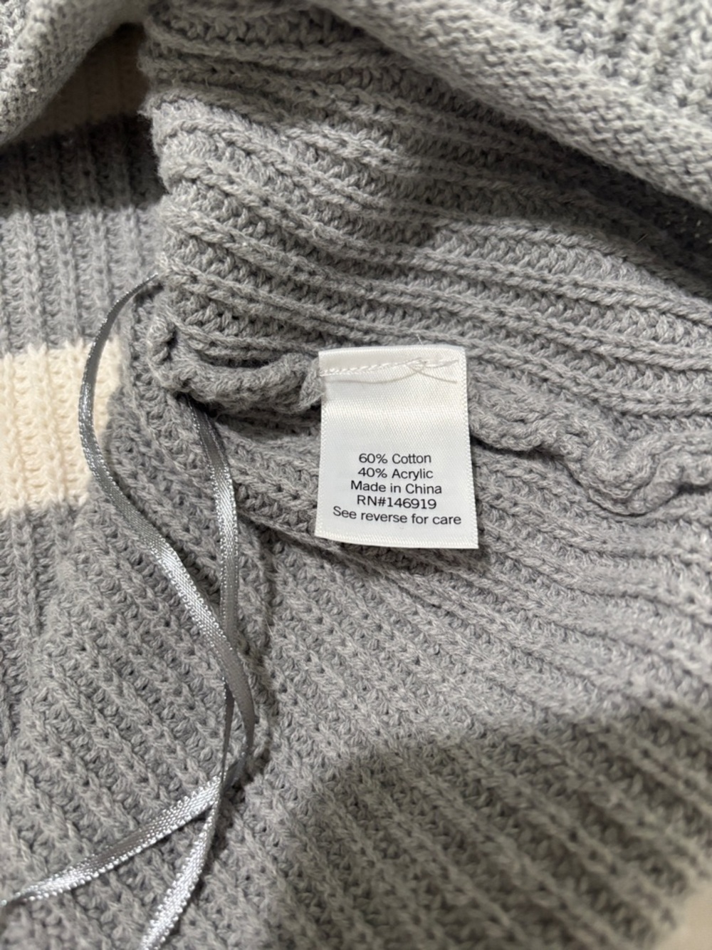 SO Gray & Cream Ribbed Knit Sweater - Picture 5 of 5